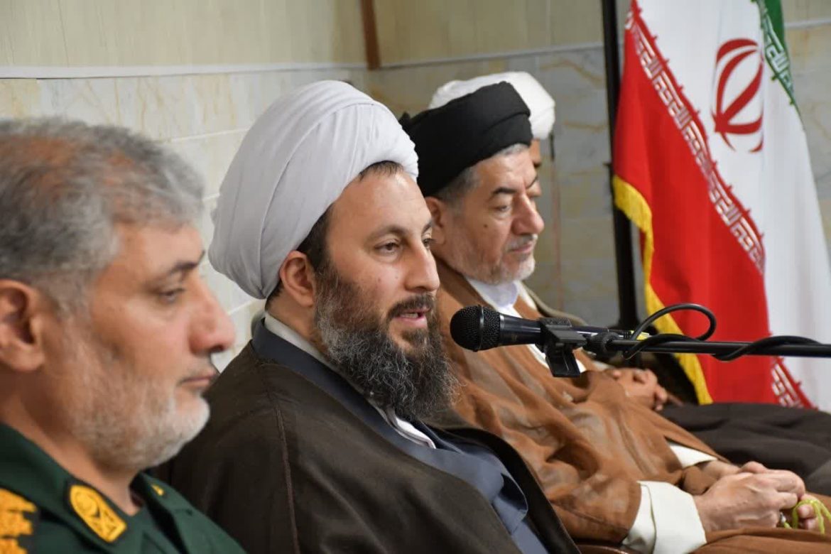 نشست گروه های جهادی با امام جمعه شهرستان خوی بمناسبت هفته بسیج جهادسازندگی