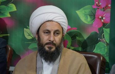 حجت الاسلام والمسلمین قاسم خانی، امام جمعه شهرستان خوی، در مراسم جشن بزرگ عید سعید قربان که در پارک حافظ منطقه کامران برگزار شد، حضور یافت.