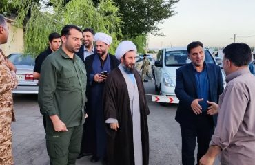 امام جمعه شهرستان خوی با همراهی فرمانده سپاه خوی و جمعی از مسئولین شهرستانی از پست‌های بازرسی بسیج بازدید کردند