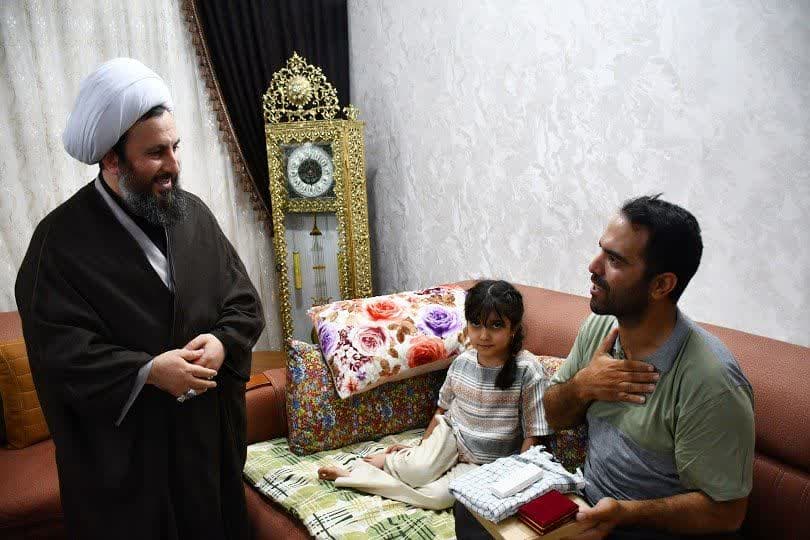 عیادت امام جمعه شهرستان خوی از جانباز سرافراز پاسدار میرحسن جعفرزاده
