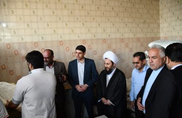 بازدید امام جمعه شهرستان خوی از نانوایی‌های سطح شهر