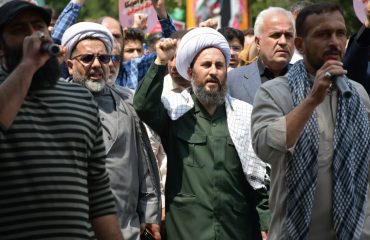 خروش نمازگزاران نماز جمعه عبادی سیاسی شهرستان خوی بر علیه جنایت رژیم صهیونیستی