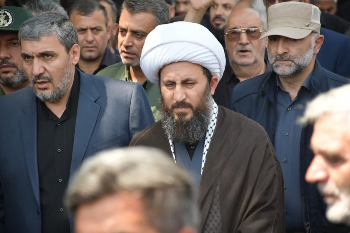 مراسم تشییع و اقامه نماز بر پیکر شهید مجاهد امیرحسین باقرلو توسط امام جمعه شهرستان خوی