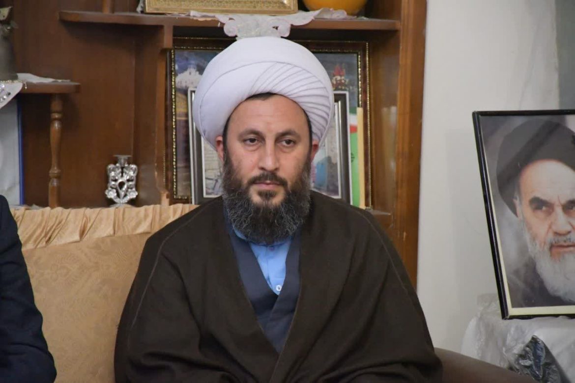 دیدار امام جمعه شهرستان خوی با خانواده معظم شهید میرحمید وهابزاده