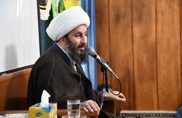 حضور امام جمعه شهرستان خوی در آیین افتتاحیه سال تحصیلی جدید مدرسه علمیه آیت الله نمازی خوی