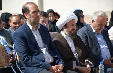 حضور امام جمعه شهرستان خوی در آیین افتتاح مدرسه ۶ کلاسه رباب در مساکن مهر خوی