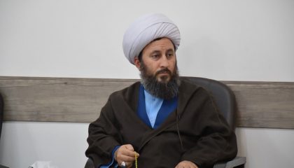 دیدار رئیس و جمعی از همکاران اداره پست خوی با امام جمعه شهرستان خوی