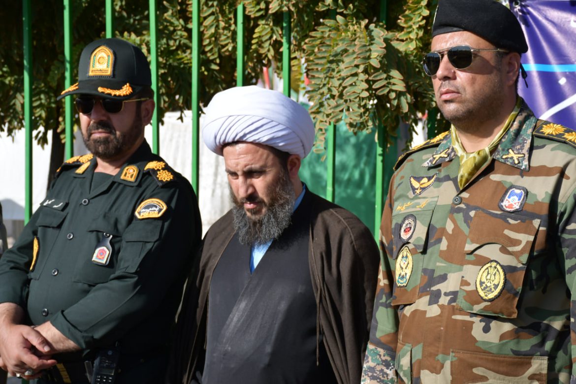 حضور امام جمعه شهرستان خوی در مراسم غبارروبی وعطرافشانی گلزار مطهر شهدای خوی بمناسبت هفته نیروی انتظامی