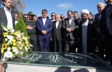 حضور امام جمعه شهرستان خوی در بازدید وزیر میراث فرهنگی واستاندار آذربایجان‌غربی از آرامگاه شمس تبریزی