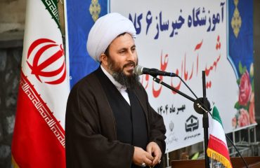 حضور و سخنرانی امام جمعه شهرستان خوی در آیین افتتاح آموزشگاه ۶ کلاسه 