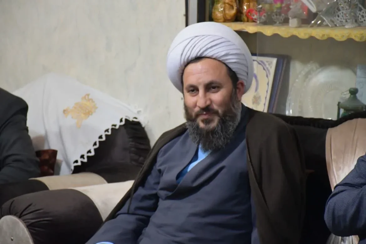 دیدار امام جمعه شهرستان خوی با خانواده معظم شهید سیف الدین حاجی حسینلو