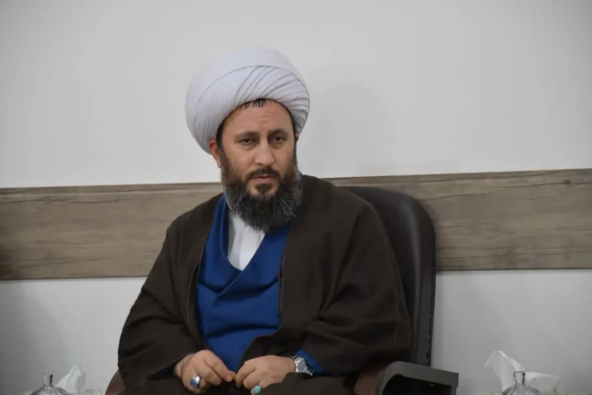 جلسه باغ موزه دفاع مقدس خوی با حضور امام جمعه شهرستان خوی