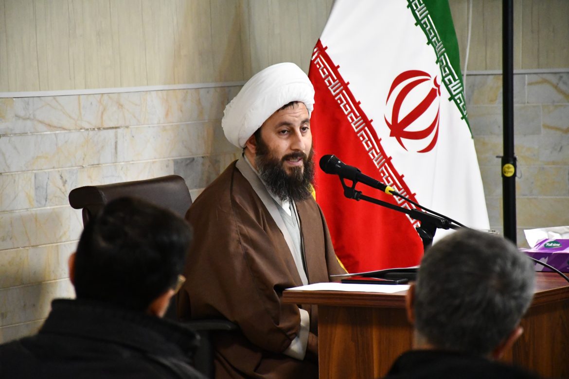 چهاردهمین جلسه از سلسله جلسات تفسیر قرآن کریم به بیان امام جمعه شهرستان خوی