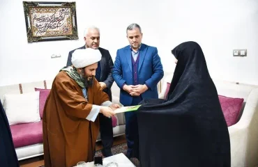 دیدار امام جمعه شهرستان خوی با خانواده معظم شهید محرم رستم زاده