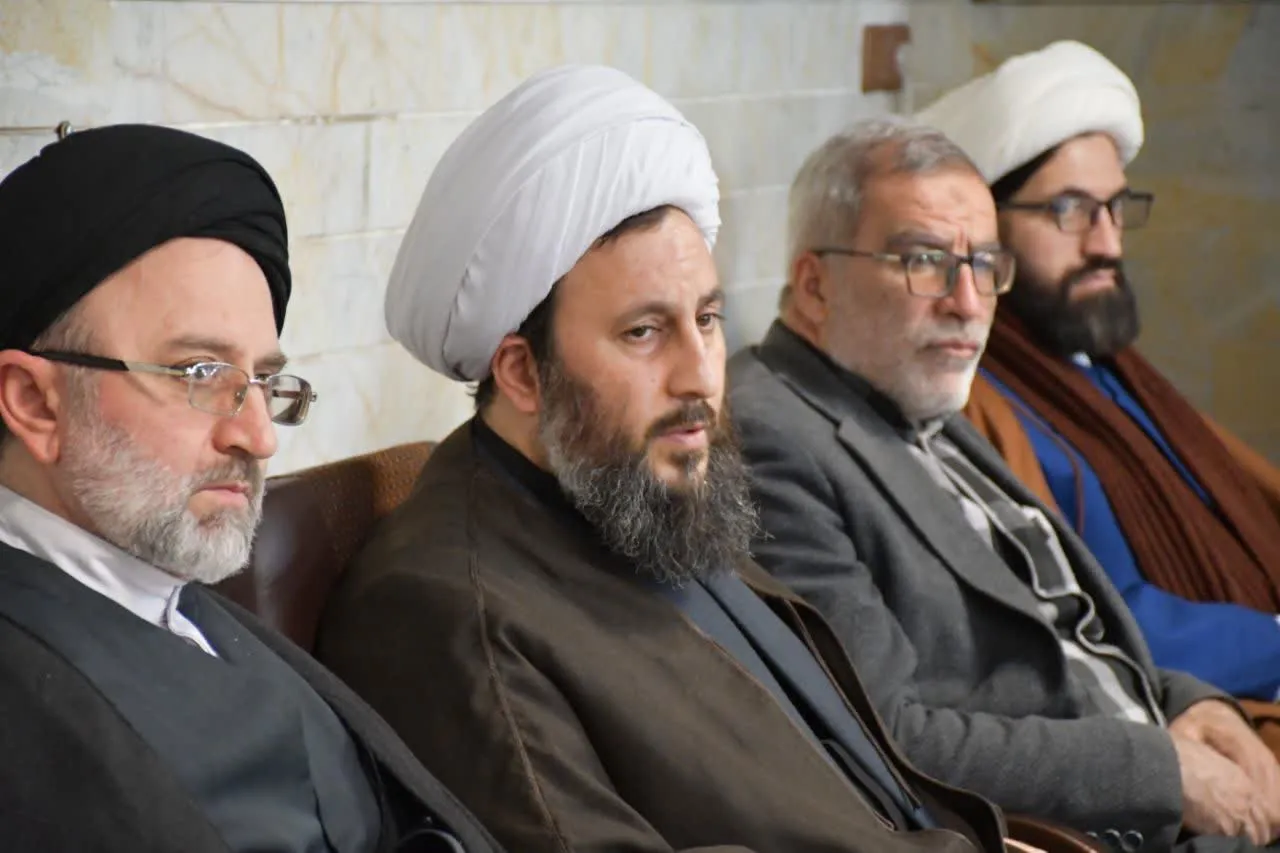 جلسه شورای هماهنگی تبلیغات اسلامی شهرستان خوی به ریاست امام جمعه شهرستان خوی جلسه شورای هماهنگی تبلیغات اسلامی شهرستان خوی به ریاست امام جمعه شهرستان خوی