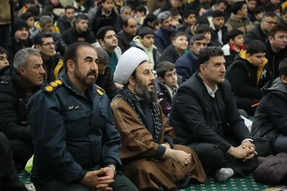 حضور امام جمعه شهرستان خوی در برگزاری مراسم افتتاحیه اعتکاف دانش آموزی در مصلی بزرگ امام خمینی (ره) شهرستان خوی