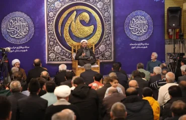حضور امام جمعه شهرستان خوی در اولین شب از مراسم ولادت مولای متقیان امام علی(ع) و ششمین سالگرد شهادت حاج قاسم سلیمانی